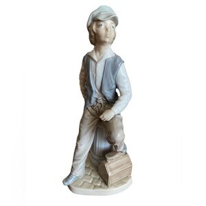 LLADRO Shoe Shine Boy Figurine No Box
